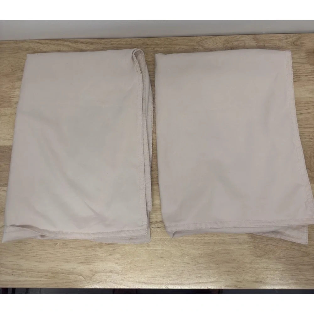 UGG Beige‎ Standard Pillow Case Lot of 2 Soft Polyester #10